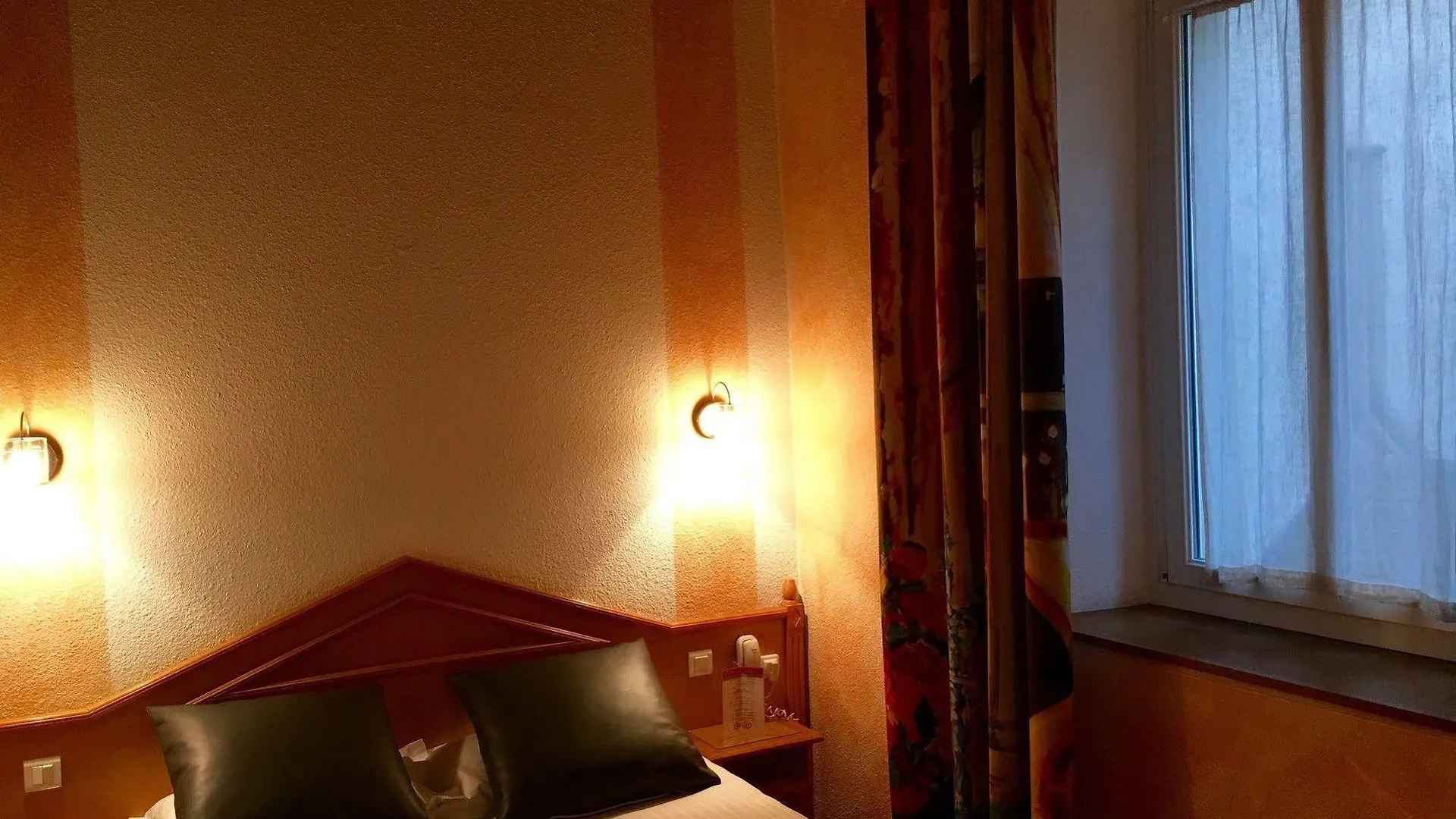 Hotel 3h Marais 3*